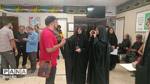 حضور خبرنگاران پانا در مرکز انتقال خون استان قم