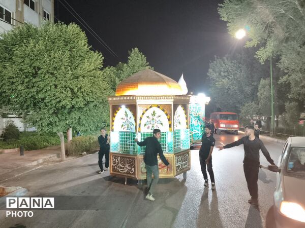 کاروان‌های عزاداری شب شهادت امام سجاد(ع) در سراسر اصفهان به حرکت درآمد