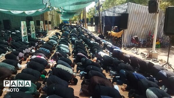 نماز ظهر و عصر روز اربعین در امامزاده محروق و امامزاده ابراهیم نیشابور 