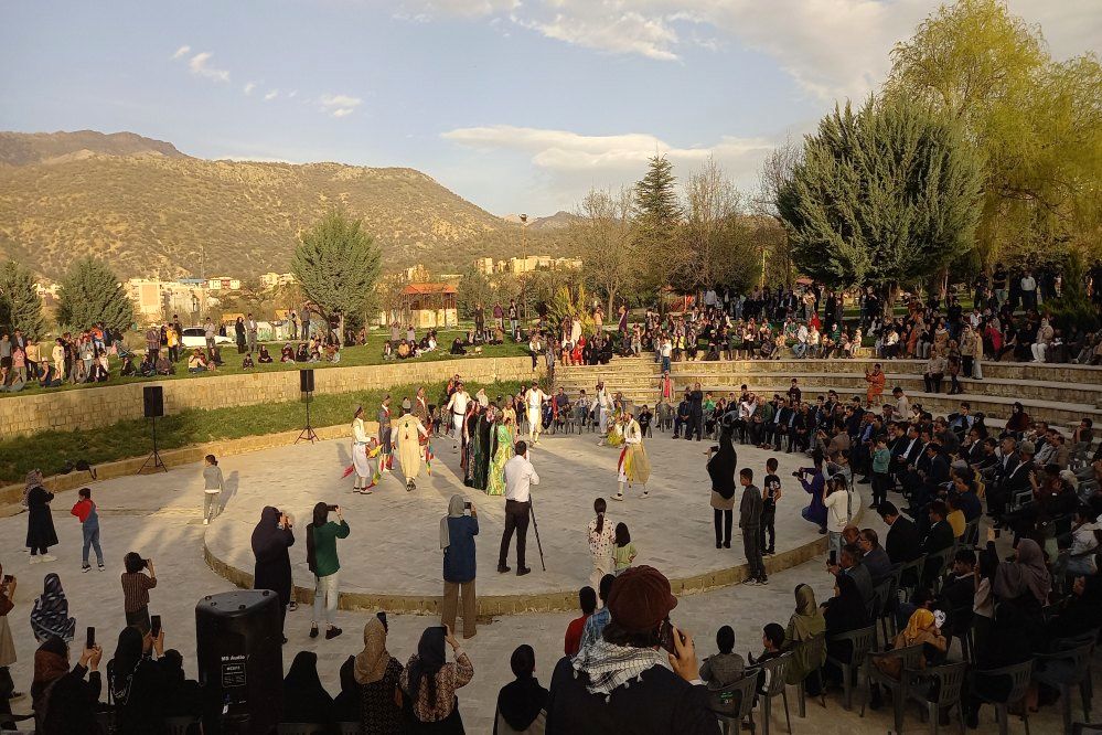 جشن نوروزگاه در پارک ساحلی یاسوج 