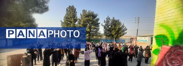 صبحگاه دبیرستان دخترانه دوره اول پروین اعتصامی  روستای انداد