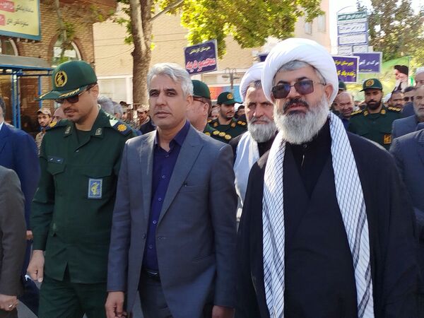 مردم کاشمر با گام‌های استوار در مسیر آرمان‌های انقلاب گام برداشتند 