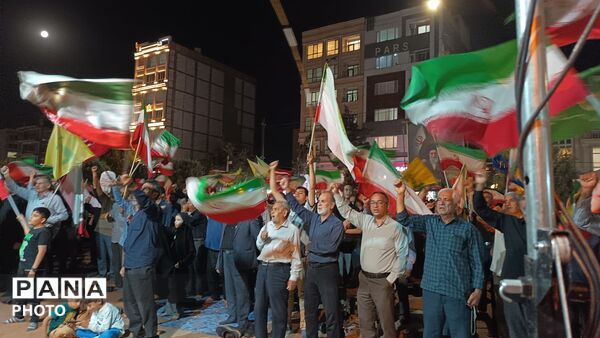 بلوار فضل،برای شبی دیگر مملو از جمعیت کشور دوستان
