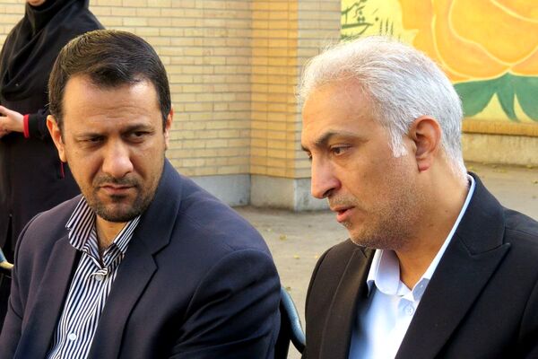 از میدانِ ورزش تا صندوقِ رای