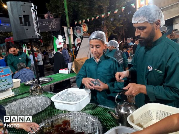  خدمت رسانی چایخانه حضرت زهرا 