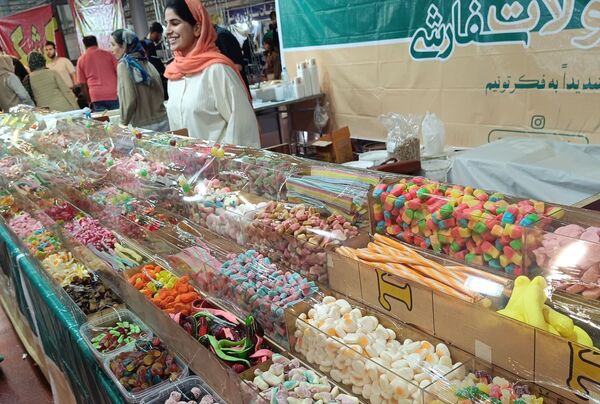 یازدهمین نمایشگاه گل و گیاه، صنایع دستی و سوغات اقوام ایرانی در اصفهان