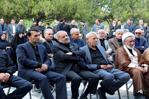 اولین سالگرد شهید محمد کاظمی با حضور وزیر آموزش و پرورش در بهشت رضای مشهد