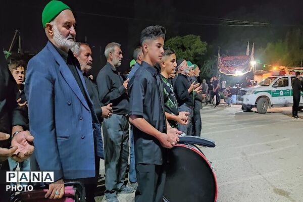 هیئت زنجیر زنی در هشتمین شب از ماه محرم الحرام در حسینیه شهدای شهر بار