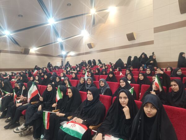 برگزاری اختتامیه دهمین دوره جشنواره فرهنگی هنری یاران شیدایی