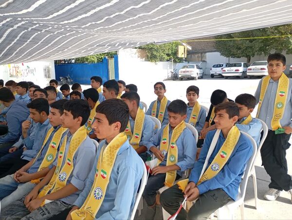 نواخته شدن زنگ استکبارستیزی در گالیکش