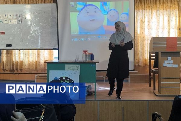 جادویِ توانا در دستانِ معلمانِ ری