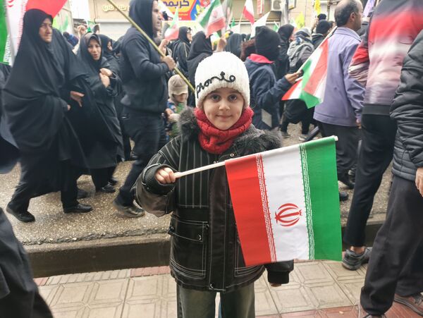 جشن تولد چهل و هفت سالگی انقلاب در گلوگاه 
