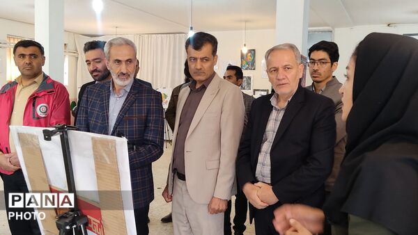 افتتاحیه نمایشگاه دانش‌آموزان کوشش دستنا