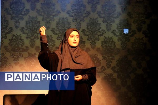 اجرای نمایش آیینی سرگذشت در مشهد