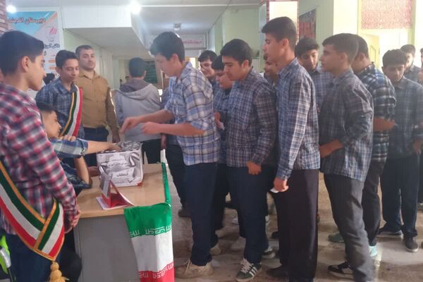 تمرین مسئولیت‌پذیری اجتماعی در مدارس شهرستان شهریار