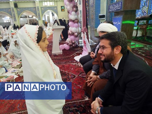 بزرگ‌ترین مراسم جشن تکلیف دانش‌آموزان پایه سوم ابتدایی شهرستان مراغه 