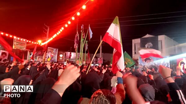 مردم بندرگز پای نظام‌ماندند