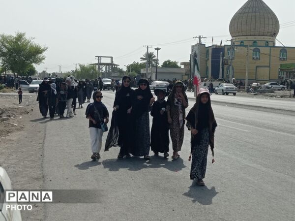 شکوه ارادت نسل نو در همایش پیاده‌روی «جاماندگان اربعین» روستای کنارترش
