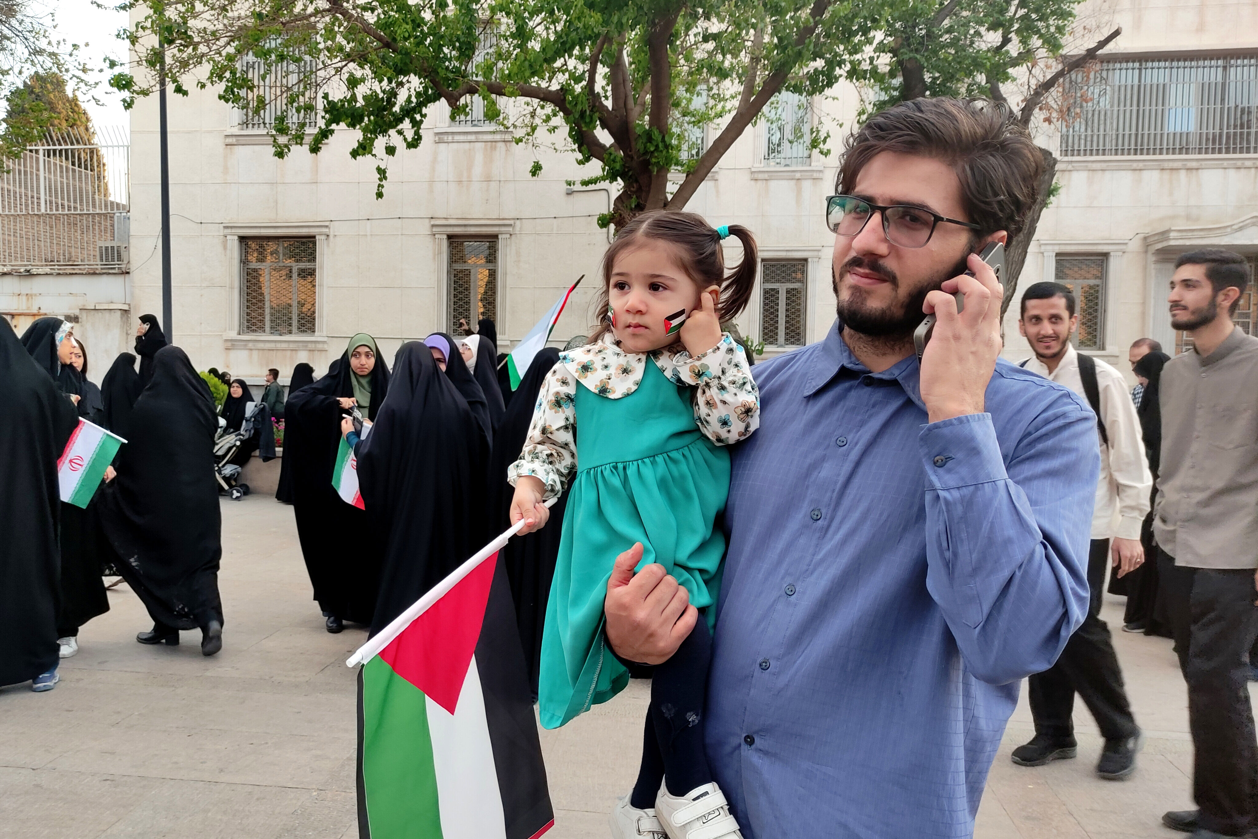 اسرائیل! فریاد کودکان ایران را بشنو