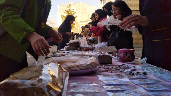 بازارچه کار و فناوری در دبیرستان کوثر فرهنگیان