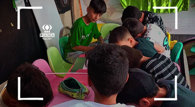 بازدید مسئولین و دانش‌آموزان از موکب فرهنگی حضرت رقیه(س) در دهگلان