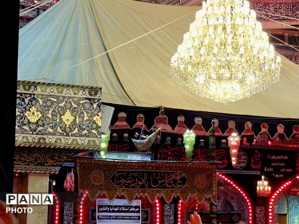 قلب ها برمدار حسین بن علی (ع) می‌تپد