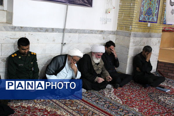 برگزاری مراسم گرامیداشت سالگرد ارتحال امام خمینی (ره) در شهر درق