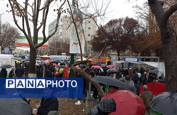 باران هم حریف عشق به وطن نشد