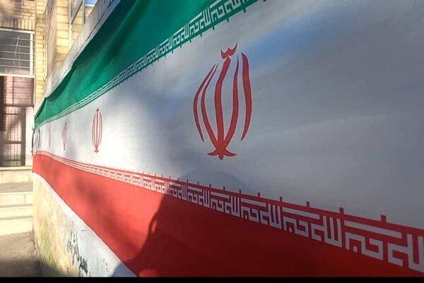 طنین زنگ انقلاب در مدرسه حضرت زهرا(س) نیر