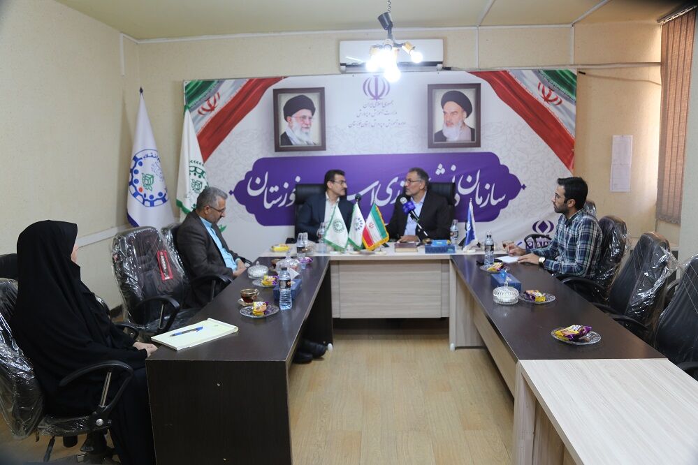 نشست هماهنگی و برنامه ریزی برای برگزاری جشن عاطفه ها