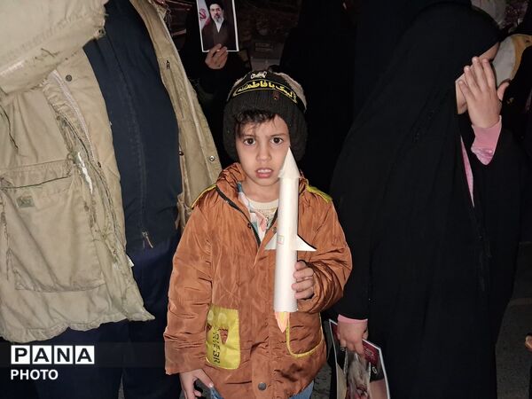 مراسمی باشکوه  به مناسبت  روز نوزدهم  شهادت رهبر معظم انقلاب