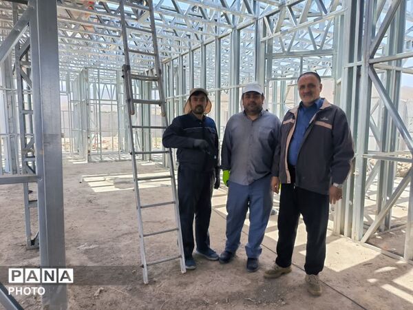عملیات اجرایی آموزشگاه ۶ کلاسه «شهید دربندی» در روستای قلعه‌ نوِ کلات 
