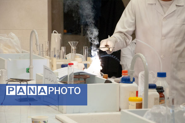 کارگاه استانی"طراحی آزمایش‌های جذاب و کاربردی" ویژه دبیران شیمی 