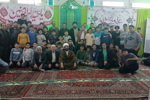 بازدید معاون پرورشی و تربیت بدنی ناحیه دو شهرری از مراسم اعتکاف دانش آموزی 