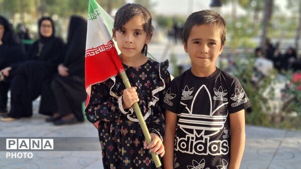 کودکان حسینی، هم‌قدم با قافله عشق؛ از مزار شهدای گمنام تا مزار کاریزک