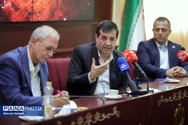 مراسم تقدیر از افتخارآفرینان المپیاد نجوم و اختر فیزیک با حضور وزیر ورزش و جوانان