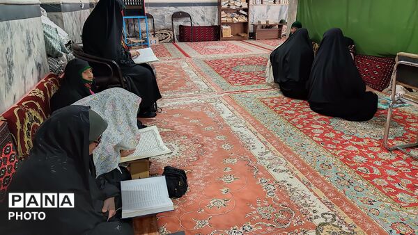 محفل انس با قرآن کریم به مناسبت چهلم شهادت قائد امت در شهر بار نیشابور 