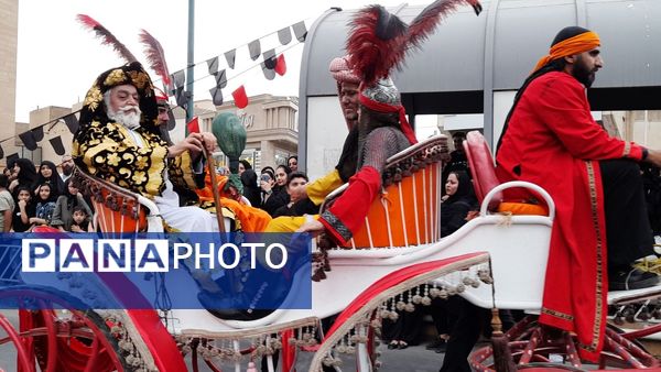 نقش‌آفرینی هنروران تعزیه در کاروان دخیل العباس(ع)