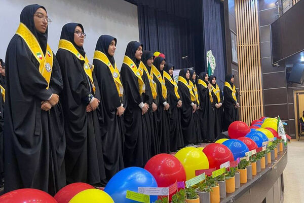 تجلیل از مربیان و دانش‌آموزان برتر شهرستان جم
