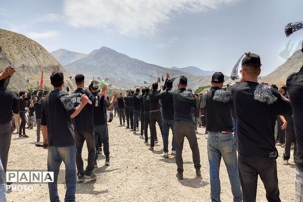 آیین باشکوه عزاداری امام حسین علیه السلام در روز عاشورای حسینی-۱
