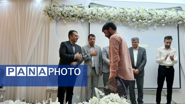 اولین جلسه انجمن اولیا مدرسه اندیشه شهرستان کاشمر 