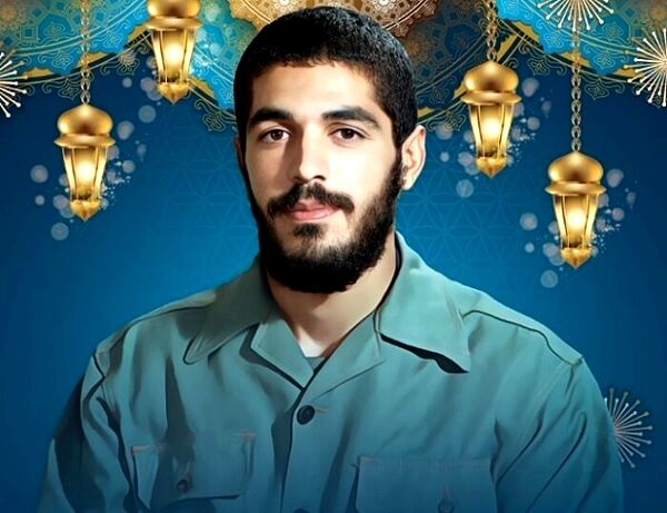 پهلوانی در گود دفاع از میهن؛ شهید ابراهیم هادی  دانش آموزی که قهرمان کشتی بود
