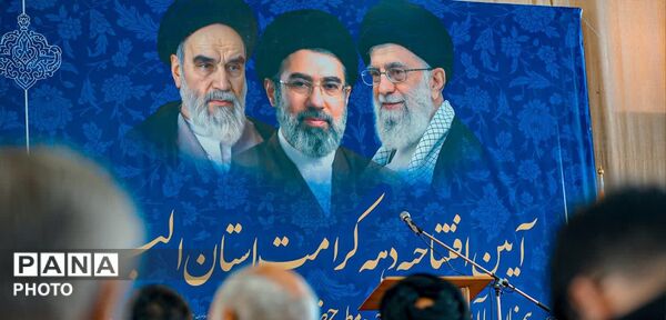 عطر گلاب و نور خدمت در آستان امامزادگان محمد و سکینه خاتون  در آستانه دهه کرامت
