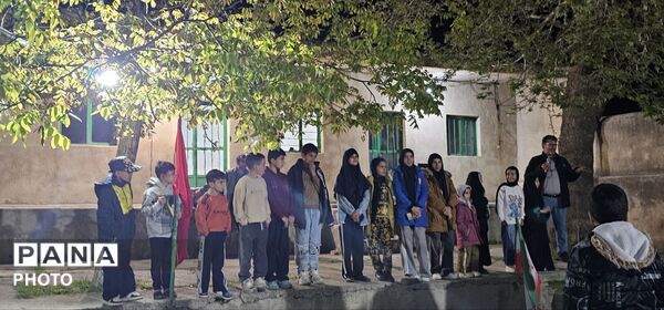 حضور مردم شان آباد و دانش‌آموزان مدرسه علوی در تجمعات برای دفاع از کشورشان