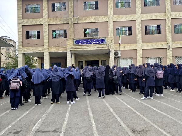 جشن روز جهانی دختر در دبیرستان بهار آزادی قائمشهر