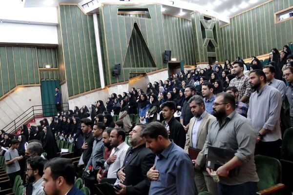برگزاری دوره آموزشی تربیتی جهت توانمند سازی معلمان مدارس منطقه ۱۰