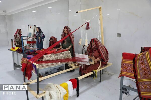 افتتاح کارگاه و نمایشگاه فرش دویدخ با حضور استاندار خراسان شمالی