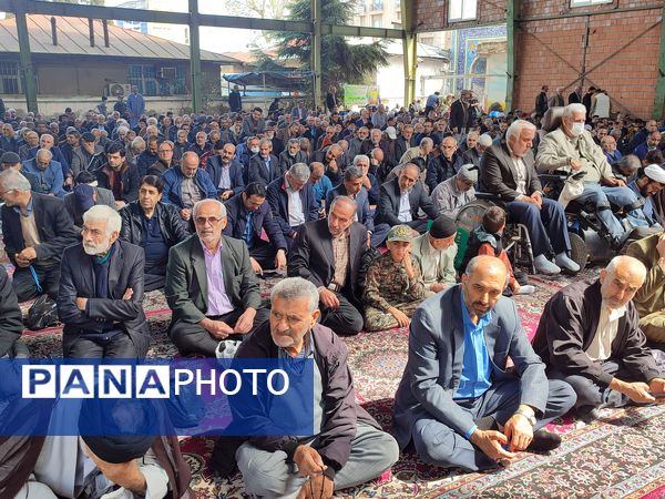 شور آخرین نماز جمعه ماه رمضان در قائمشهر