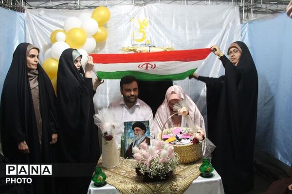 وقتی «بله» زیر سایه عشق علوی طنین‌انداز شد؛ روایت یک شب متفاوت در غرفه مهدی‌ یاران