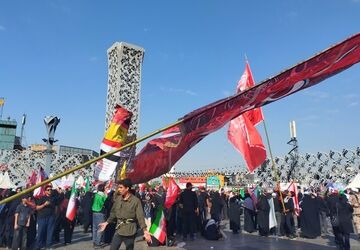 وداع تاریخی با رهبر مقتدر ایران